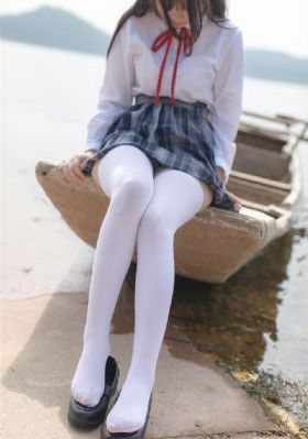 中国黄色aa视频片_中英字幕1080