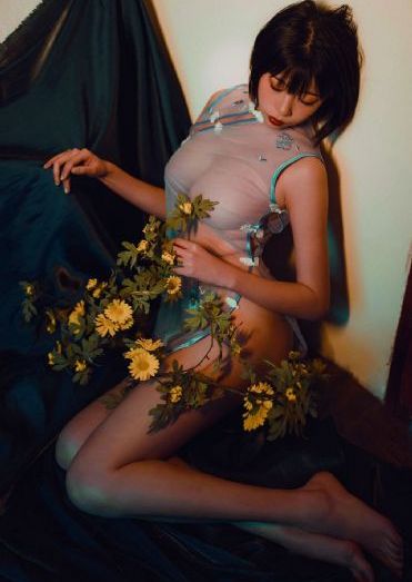 被闺蜜强啪百合小说h_BD在线观看视频
